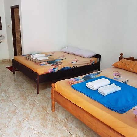 Red Island Bungalows Pasanggaran 객실 사진