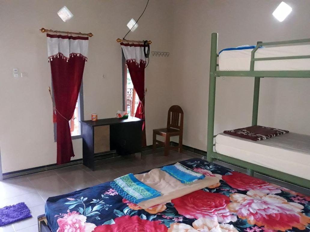 Red Island Bungalows Pasanggaran 객실 사진