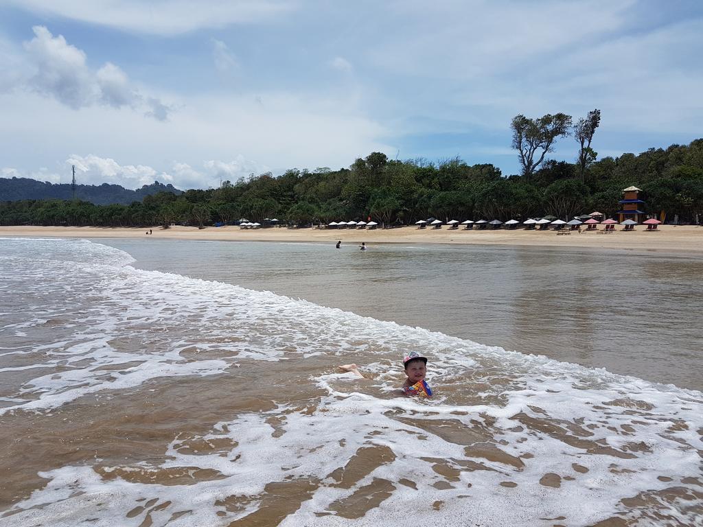 Red Island Bungalows Pasanggaran 외부 사진