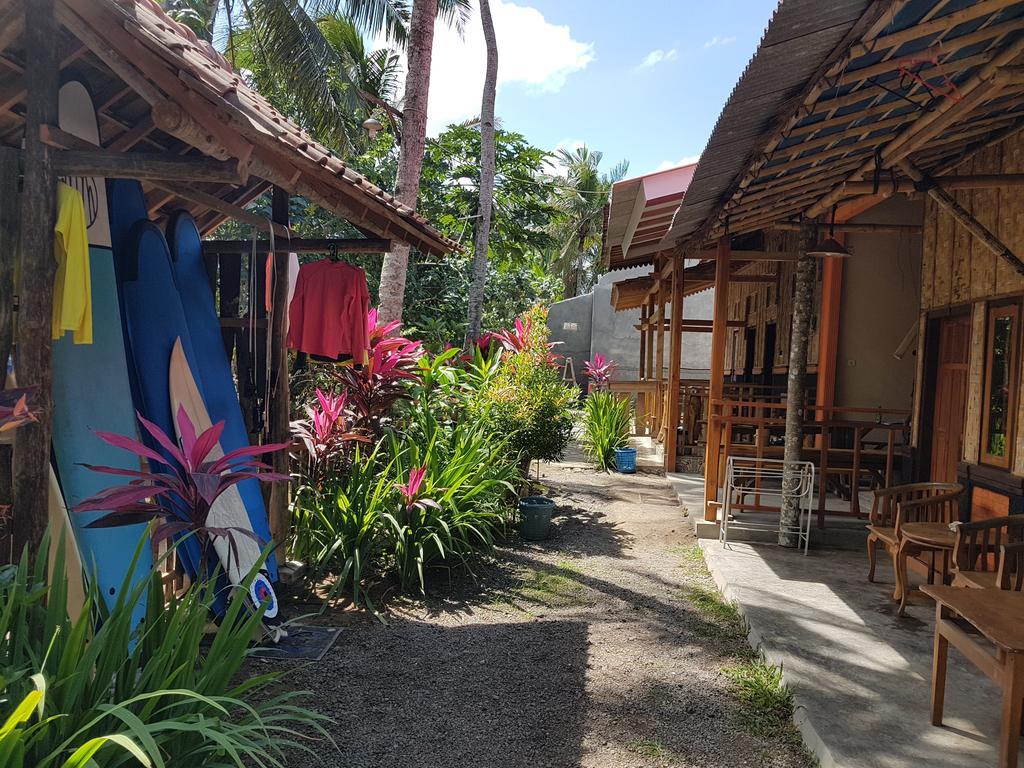 Red Island Bungalows Pasanggaran 외부 사진